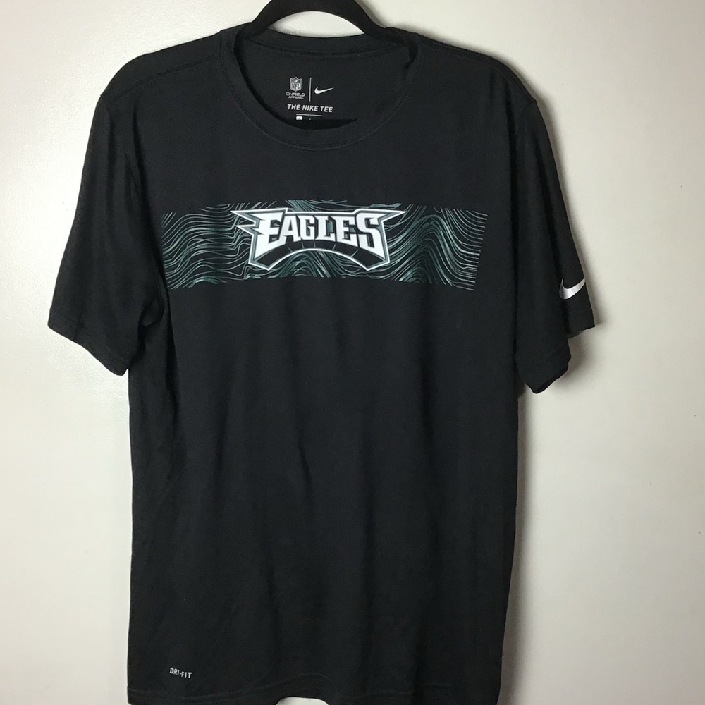 Philadelphia Eagles Nike black s/s tee. Large